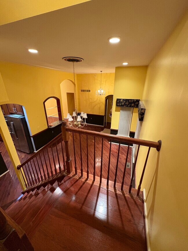 Building Photo - 950 Nathaniel Trail