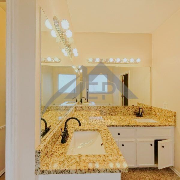 Building Photo - 14001 Arapaho Rd