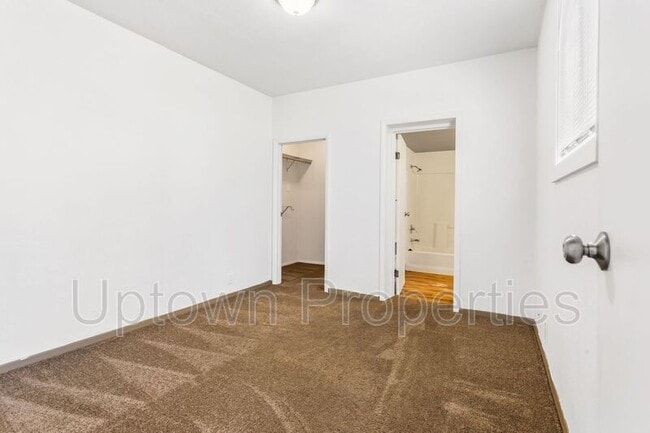 Building Photo - 7468 N Haven Ave