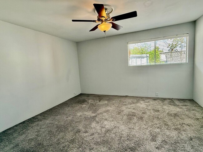 Building Photo - 525 Heights Blvd
