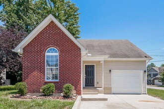 Building Photo - 273 Mary Joe Martin Dr