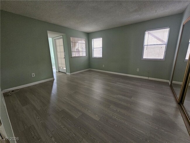 Building Photo - 4752 O'Bannon Dr