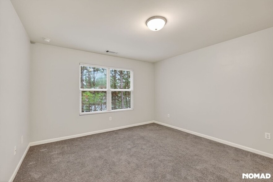 Building Photo - 6367 Kennonbriar Ct