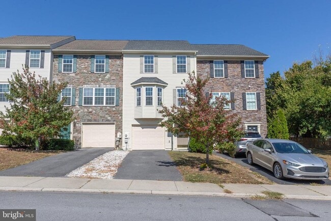 Building Photo - 228 Morlatt Ln