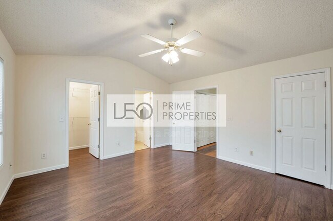 Building Photo - 950 Parkway Rd