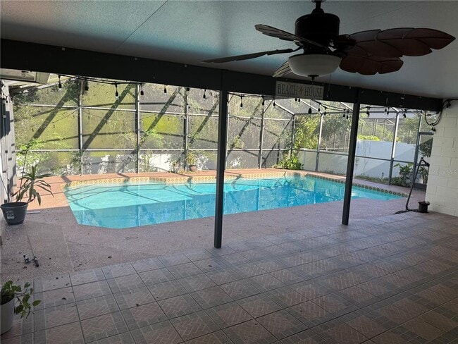 Building Photo - 417 San Sebastian Prado