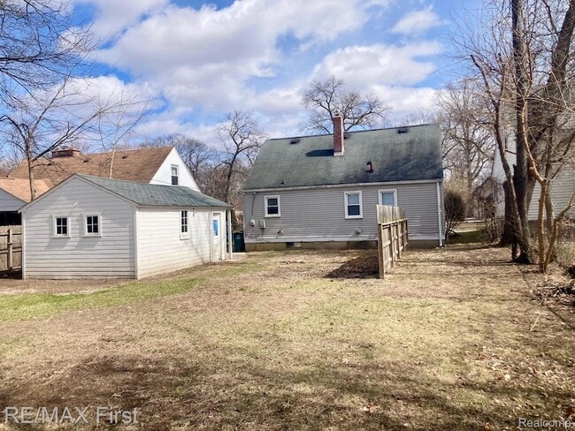 Building Photo - 23471 Rensselaer St