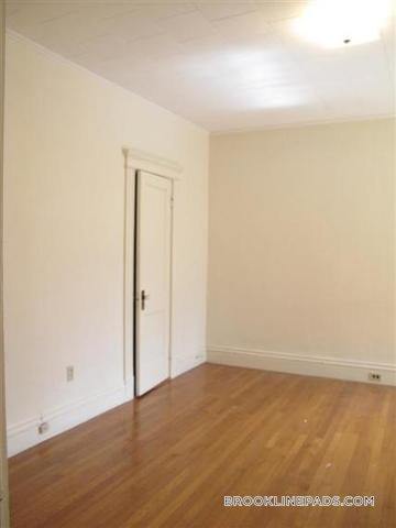 Building Photo - 18 Euston St