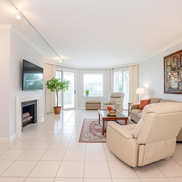 Building Photo - 5670 Jimmy Buffett Mem Hwy