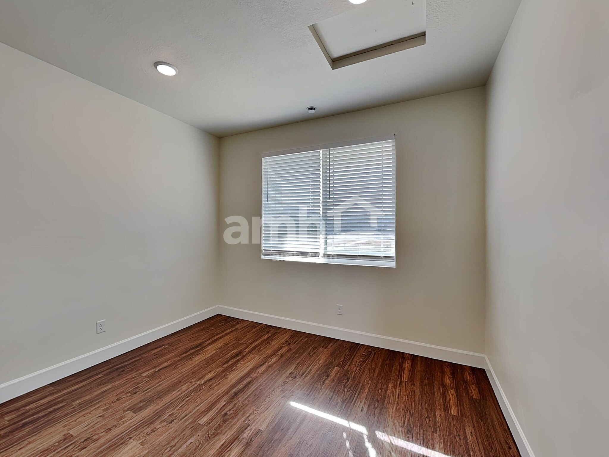 Building Photo - 2604 W 3340 S