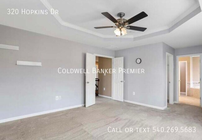 Building Photo - 320 Hopkins Dr