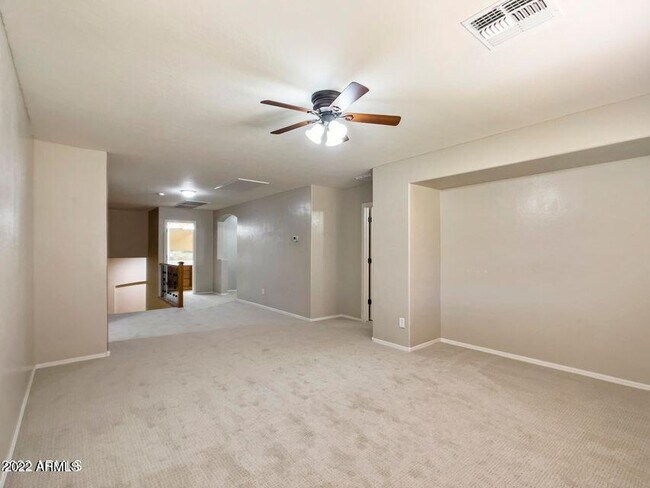 Building Photo - 2406 W Sienna Bouquet Pl