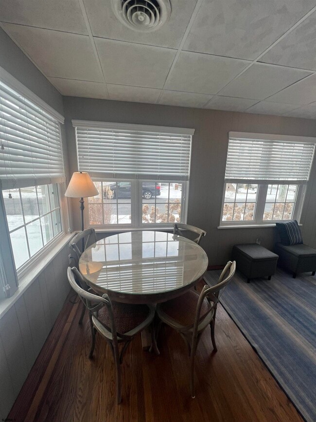 Building Photo - 29 N Hanover Ave