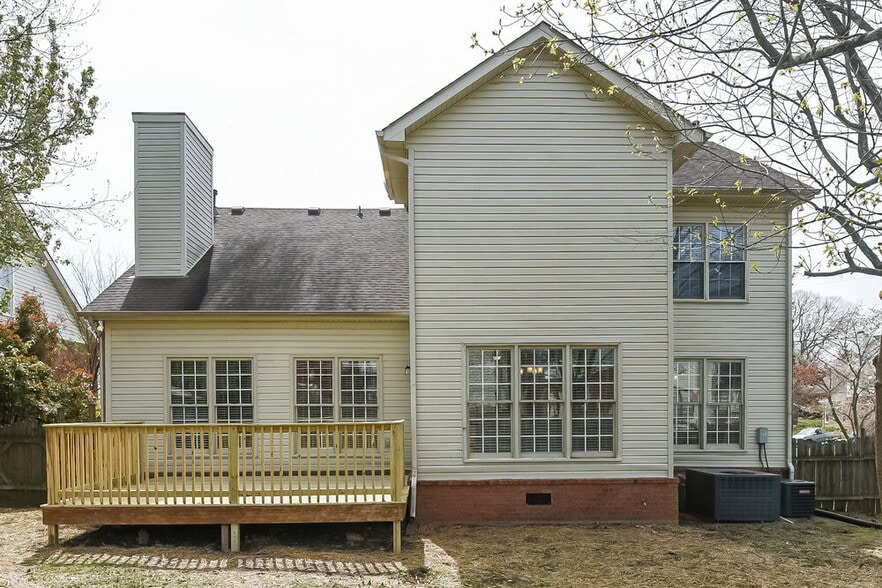 Building Photo - 4340 Cambridge Dr