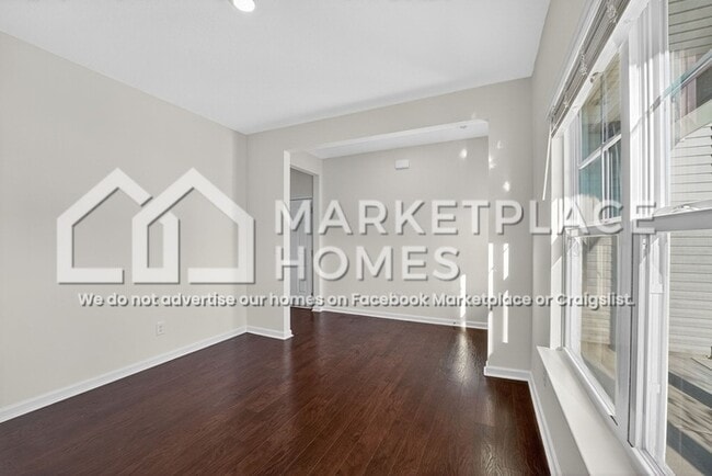 Building Photo - 305 Eclipse Ln