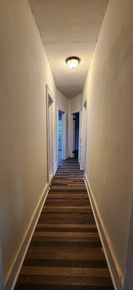 Building Photo - 2275 Clairmount St