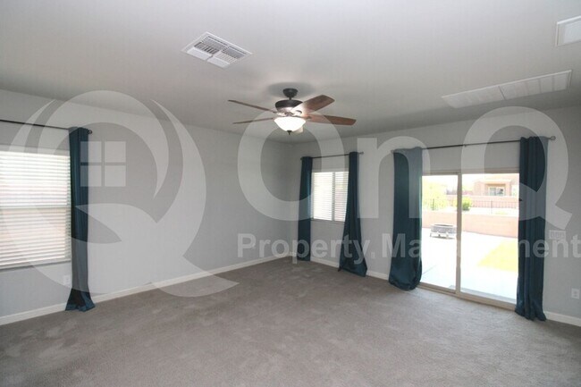 Building Photo - 11561 West Tom Henry Way