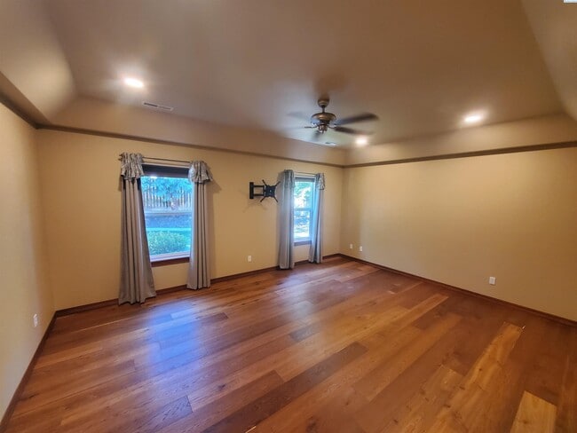 Building Photo - South Kennewick Rambler for rent