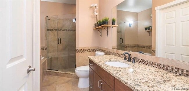 Building Photo - 41475 Copper Creek Dr
