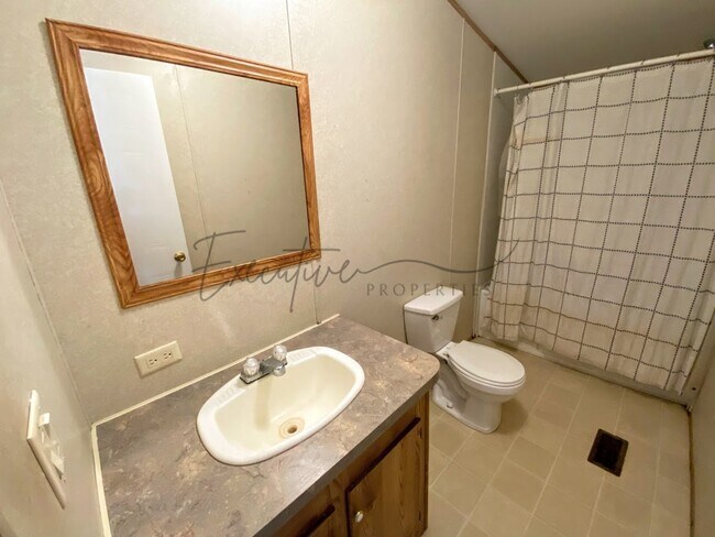 Building Photo - 625-3 N Claiborne St