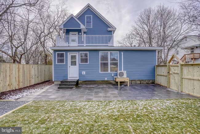 Building Photo - 35617 Airport Rd