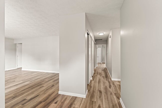 Building Photo - 4033 Caprice Rd
