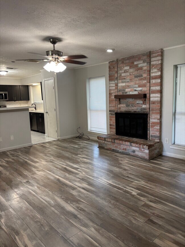 Building Photo - 10227 Autumn Meadow Ln