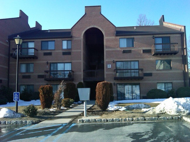 Kensington Manor Middletown, NY Apartment Finder