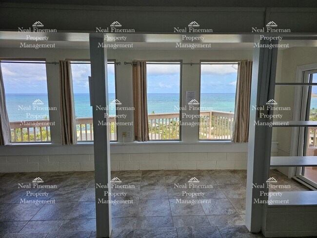 Building Photo - Studio/1 Bathroom Apartment. 60 steps up t...