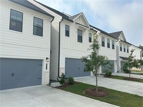 Building Photo - 2837 Bullfrog Ln
