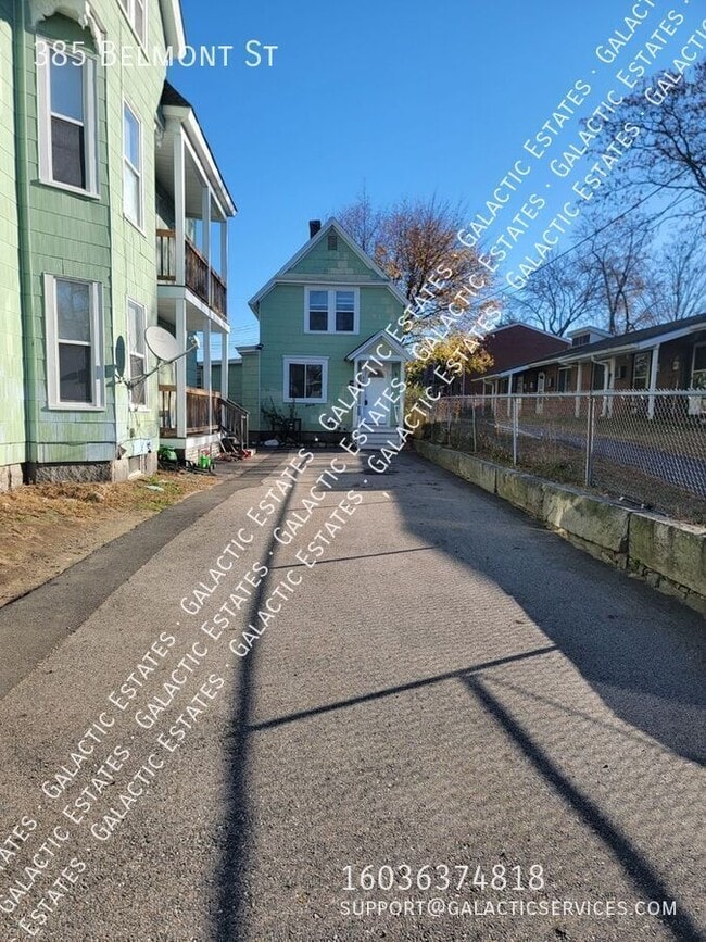 Building Photo - 385 Belmont St
