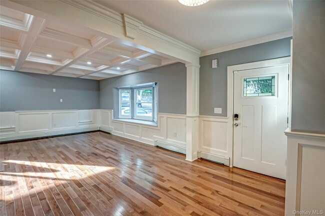 Building Photo - 850 St Johnland Rd