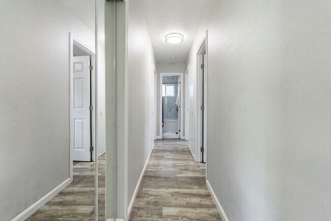 Building Photo - 2237 SE 139th Ave
