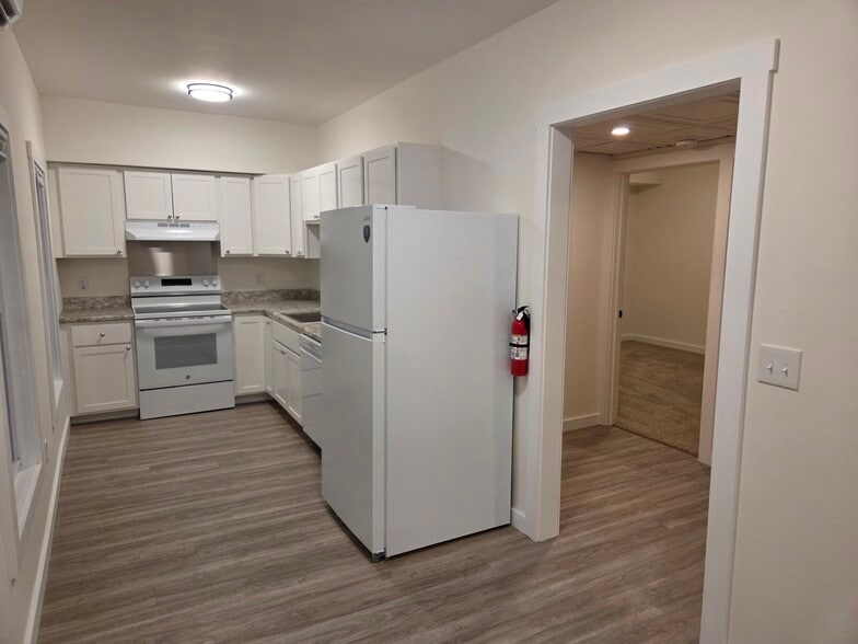 Unit 3 Bright and New Kitchen / LR - 73 Goshen Rd