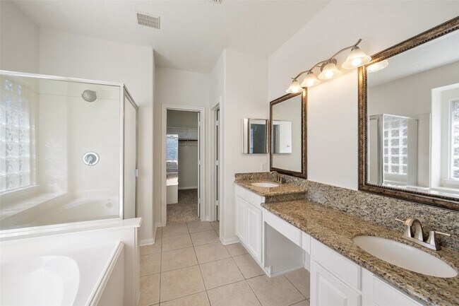 Building Photo - 14213 Stone Bluff Ln