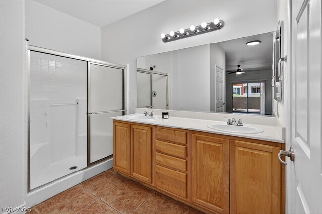 Building Photo - 9303 Gilcrease Ave