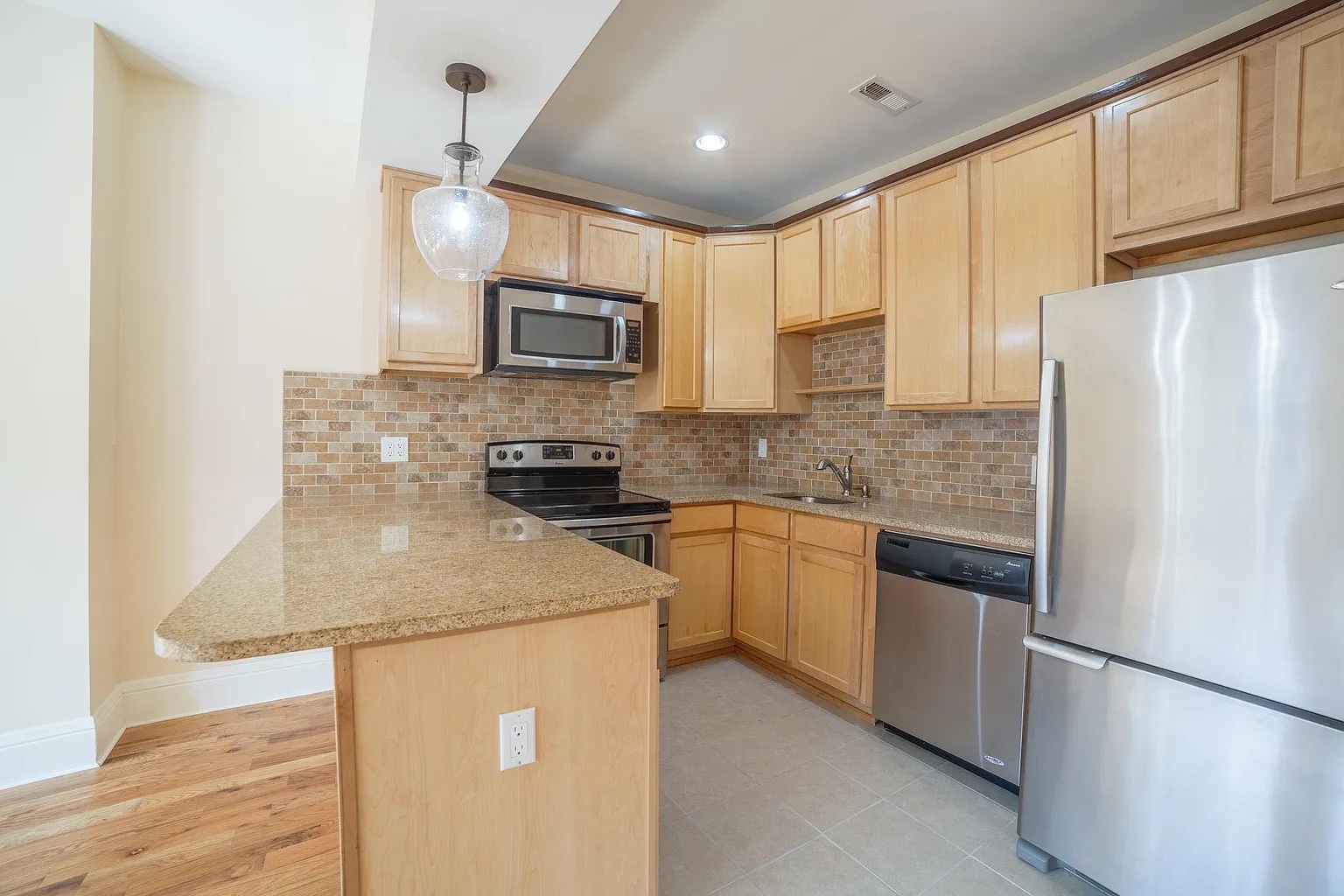 Building Photo - 1454 N Pennsylvania St