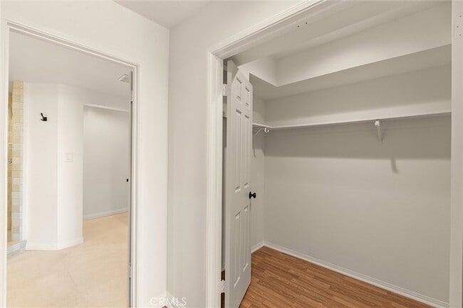 Building Photo - 25 Ocean Crest Ct