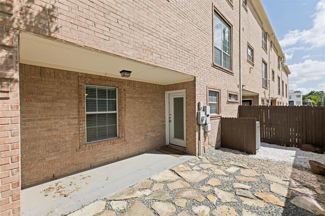Building Photo - 4002 Brownstone Ct