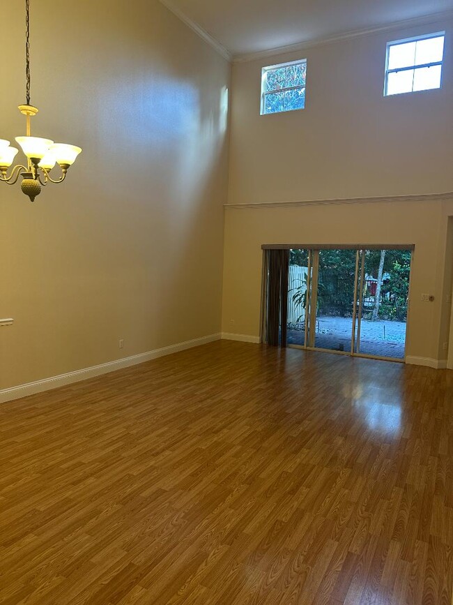 Building Photo - 7441 Regina Way