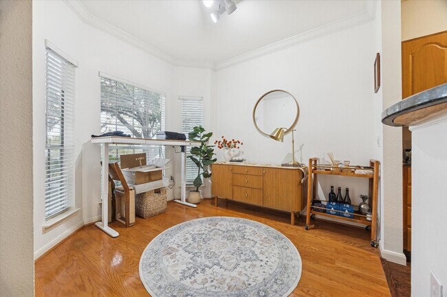 Building Photo - 3231 Allen Pkwy