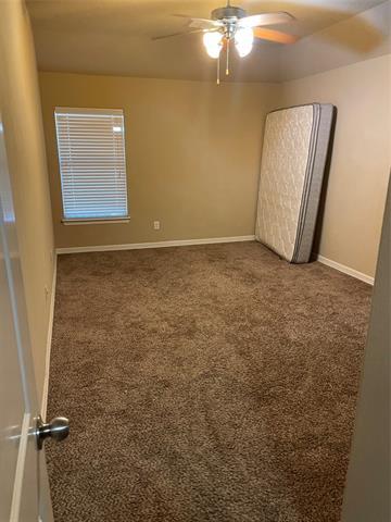 Building Photo - 14924 Lone Spring Dr