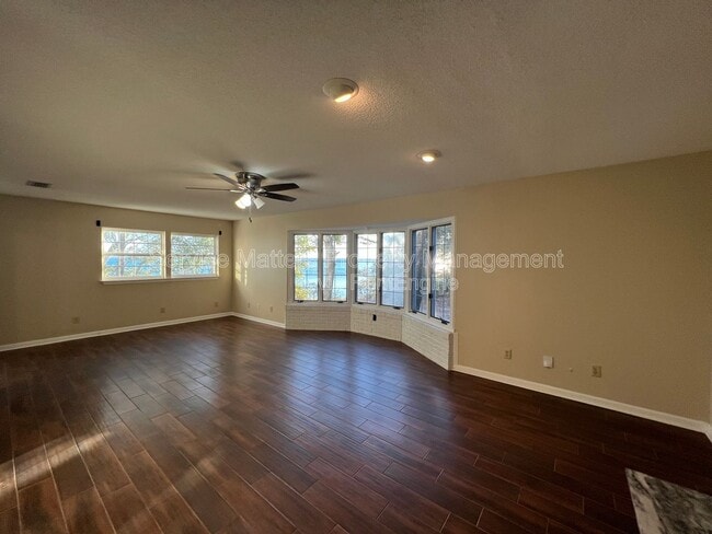 Building Photo - 1708 Briza Del Mar Dr