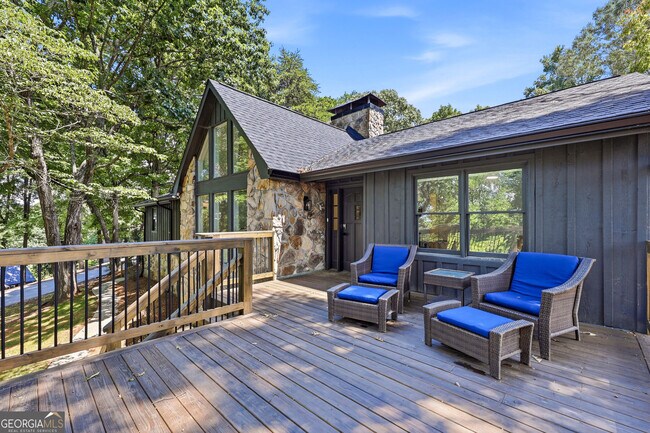 Building Photo - 4225 Twin Rivers Dr