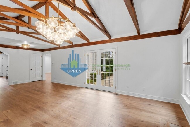 Building Photo - Elegant Fox Chapel 4-Bedroom, 3.5-Bath Home