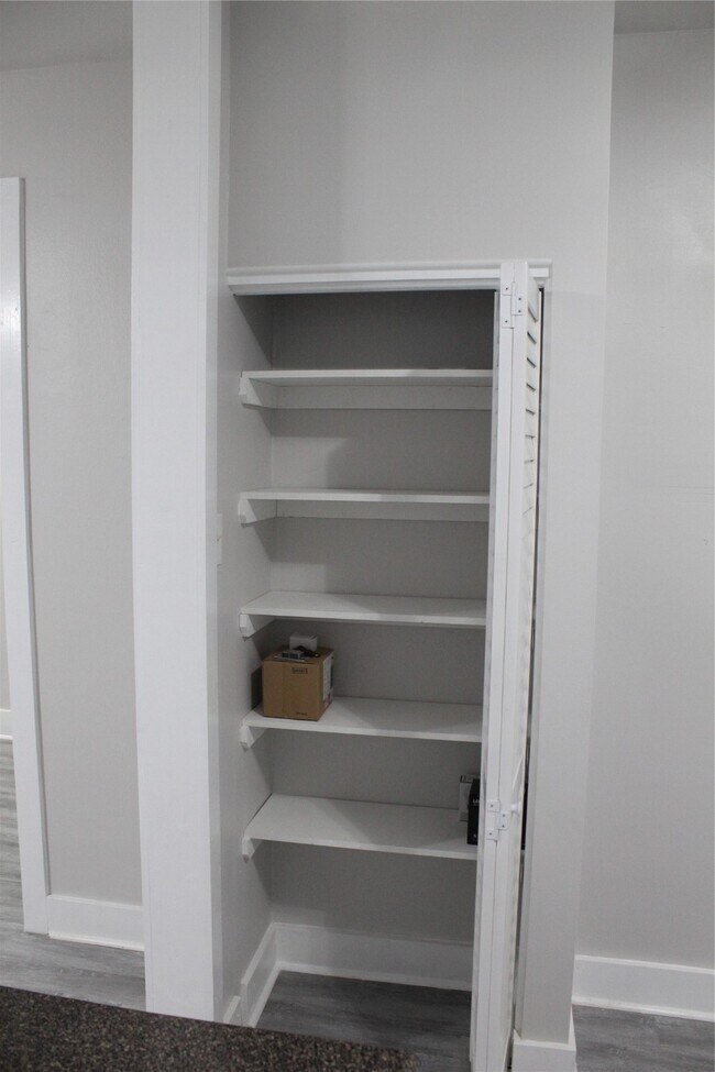 Building Photo - 4125 Avenue M