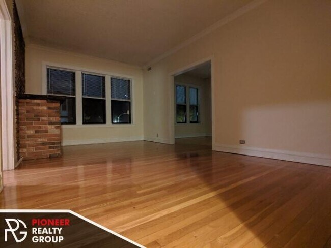 Primary Photo - 2 bedroom in CHICAGO IL 60657