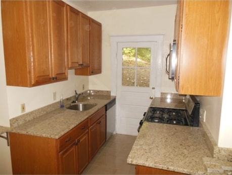 Building Photo - 31 Westbourne Ter