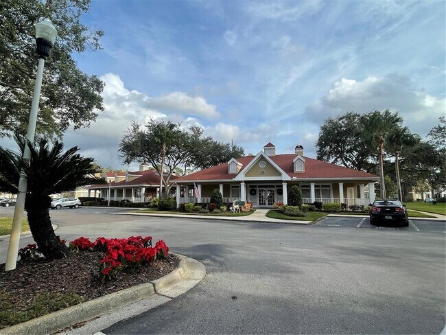 Building Photo - 9481 Highland Oak Dr