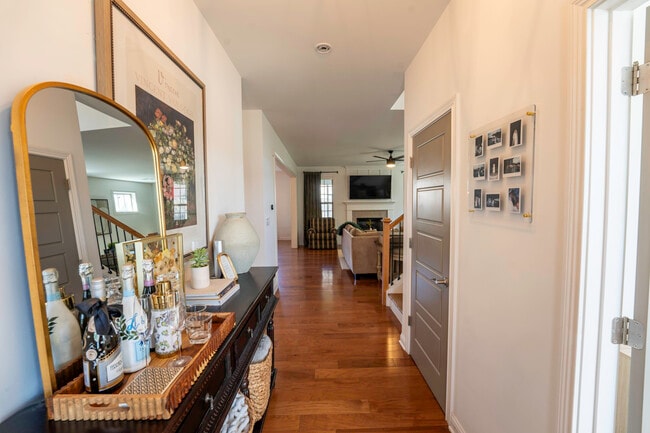 Building Photo - 1041 Haddrell Point